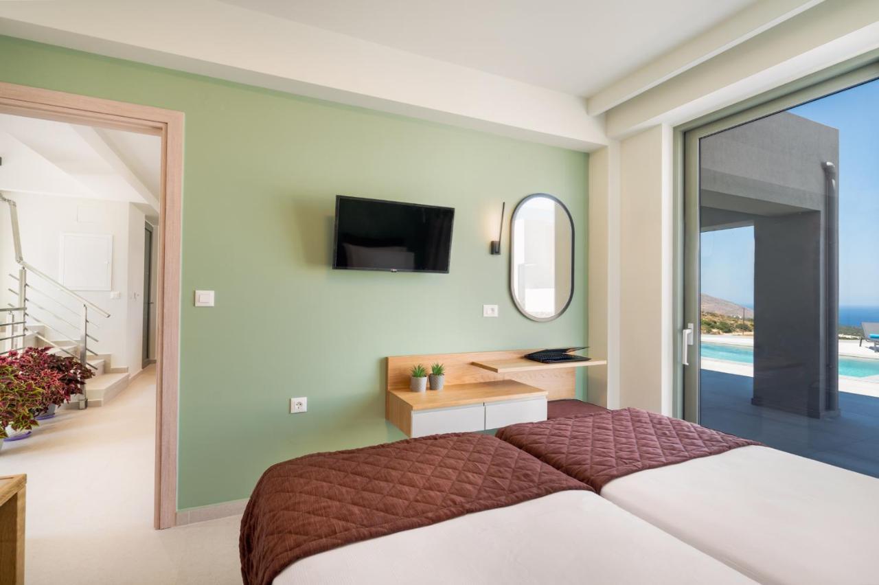 Luxurious Villa Cretan Aura With Private Heated Pool, Jacuzzi And Playroom Agios Ioannis  Екстер'єр фото